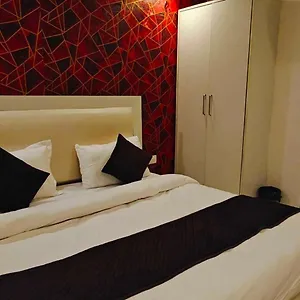 4* Hotel Super Oyo Galaxy